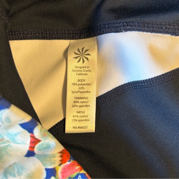 Athleta Woman’s Large Tropical Precision High Rise Floral Print Navy Leggings‎ - Picture 7 of 12